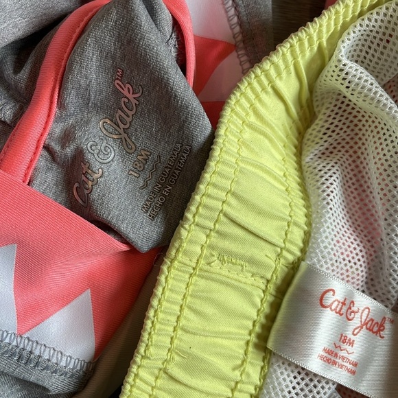 Cat & Jack baby boys matching swim set - Picture 3 of 3